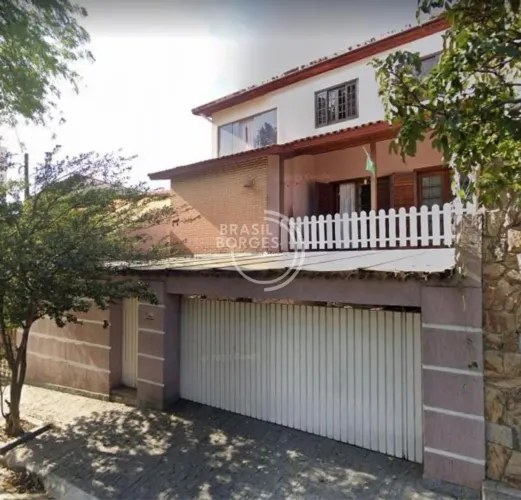 Casa à venda, 5 dormitórios, 3 suítes, 6 banheiros, 6 vagas, 309,00m² Zona Leste.
