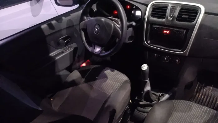 Renault Sandero Authentique Flex 1.0 12V 5P 2018