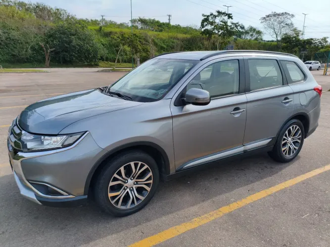 Mitsubishi Outlander 2.0 16V 160cv Aut. 2016