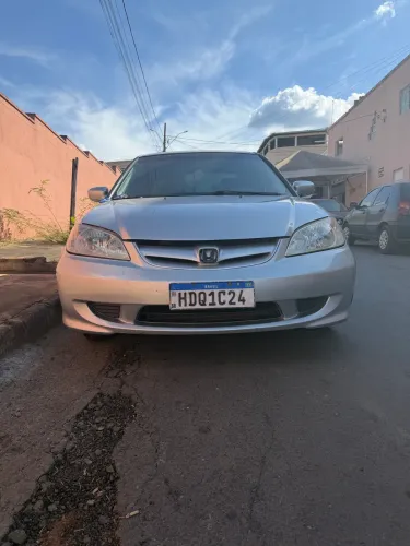 Honda Civic Sedan LX 1.7 16V 115cv Mec. 4P 2006