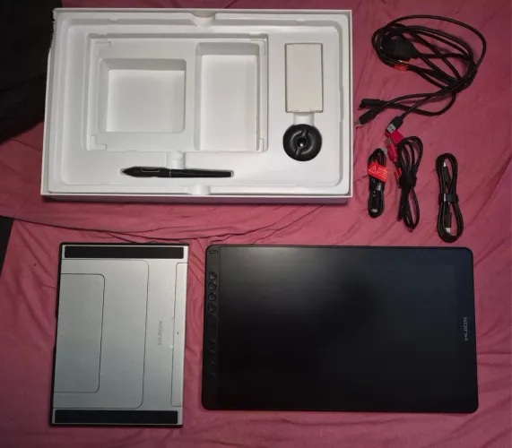 Mesa Digitalizadora Huion kamvas 16 (2021)