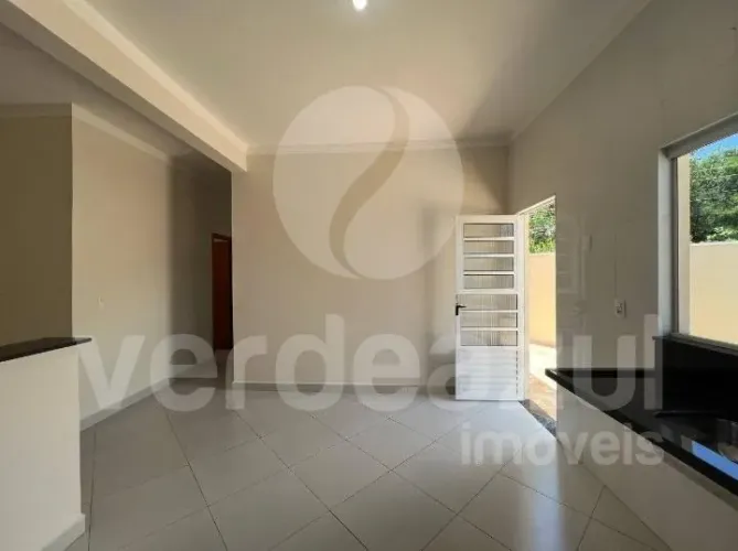 Casa de esquina 100%reformada com 3 dormitórios, suíte e 4 vagas a 4quadras da Av.Rebouça 