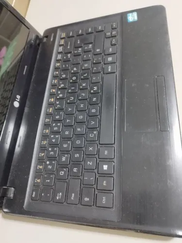 Notebook para uso das peças 