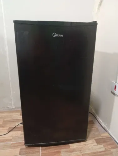 Frigobar Midea 93L