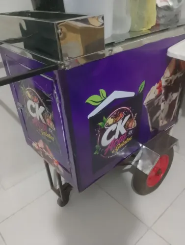 Carrinho de açaí 