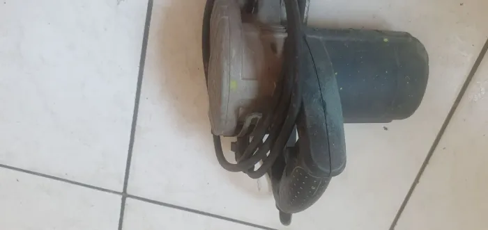 Vendo serra mármore Bosh usada