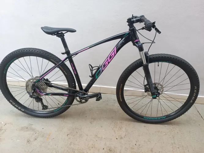 Bicicleta Oggi 7.2