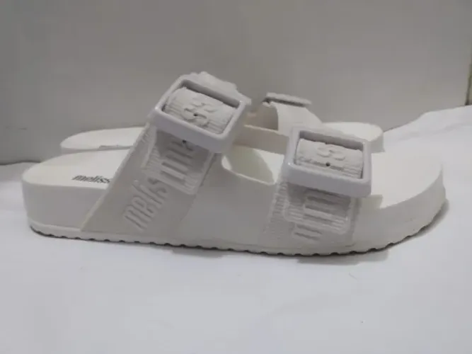 Sandália Melissa ORIGINAL Cozy Slide M Lover. NÚM36 Usada poucas vezes, praticamente nova.