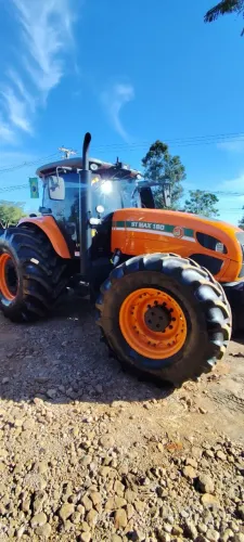 Trator ST Max 180 Stara 