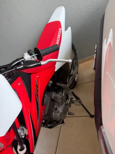 Honda crf 230