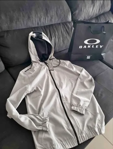 Corta vento Oakley X LAUF