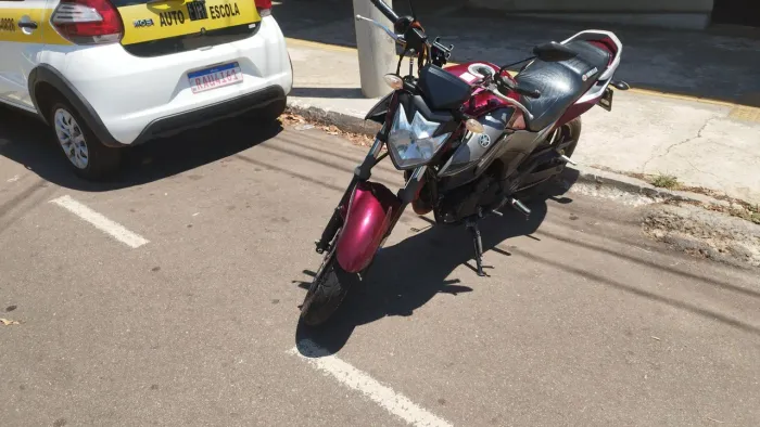 Fazer 250 ano 2017 Semi Nova Ótimo Estado
