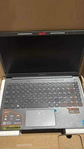 Notebook positivo nunca usado - vision C14 - 8GB de RAM