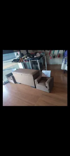 Vendo baú uma sapateira mas duas poltronas infantil tudo  novo ...valor 500 reais tudo 