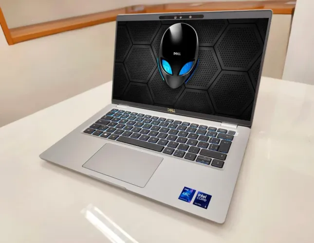 NOTEBOOK DELL LATIT ULTRA 5 13°g/ TELA IPS 120Ahz/ BIOMETRIA