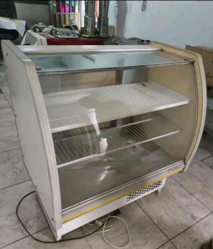 Freezer de balcão 