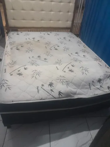 Cama Box com cabeceira