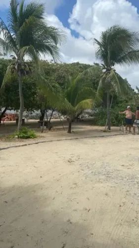 Oportunidade única para adquirir uma chácara em Jacaúna, Aquiraz. Com uma área total de 14