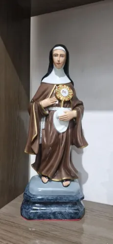 Vendo imagem de Santa Clara
