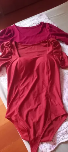 Body com manga, tamanho único. Em perfeito estado.