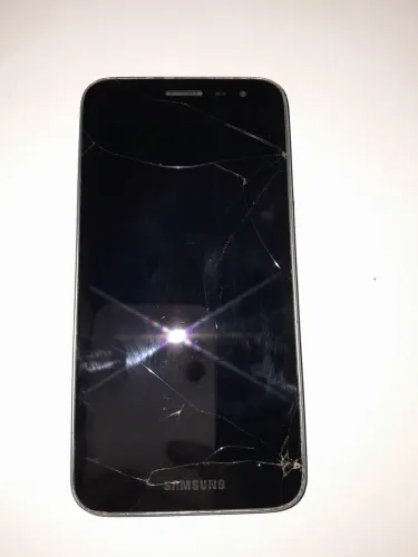 Vendo Samsung galaxy J2 core usar para retirada de peças