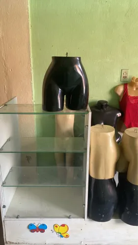 Vendo balcão e prateleira estantes