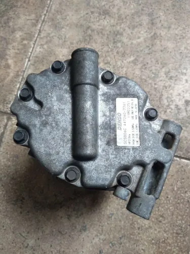 Compressor ar condicionado Fiat Uno Idea Pálio Strada.