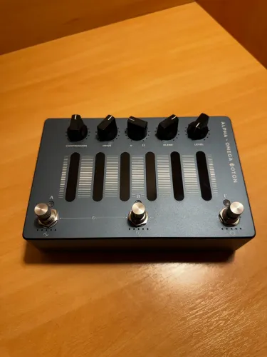 Pedal Pré Amp Darkglass Alpha e Omega