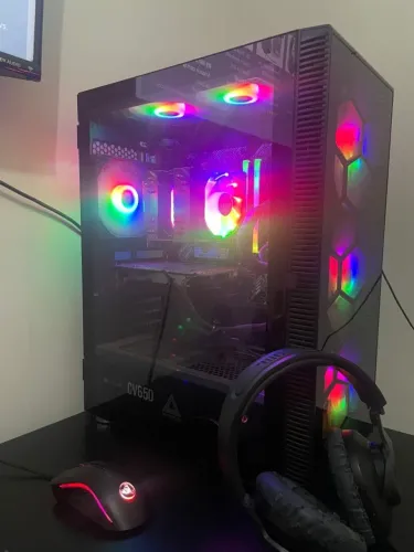 Computador GAMER Ryzen 5 5600 / 32g de RAM / SSD / Placa de Video