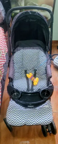 Carrinho de passeio +bebê conforto COSCO REVERSE