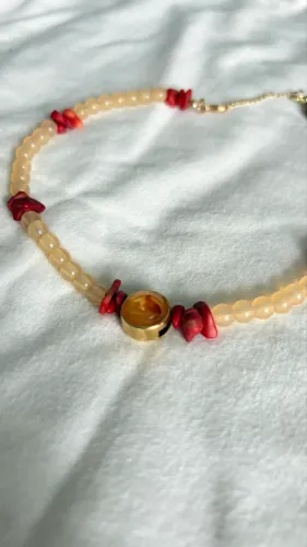 choker de miçangas 