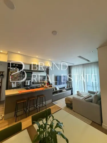 Apartamento à venda com 98m², 2 quartos e 2 vagas no Morumbi