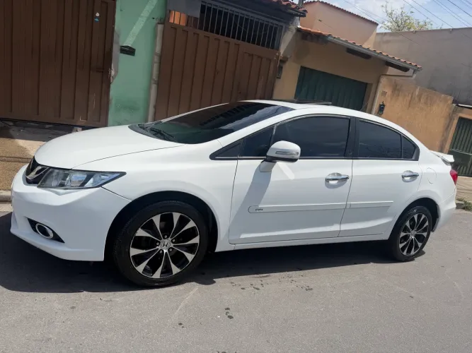 Honda Civic Sedan EXR 2.0 Flexone 16V Aut. 4P 2016