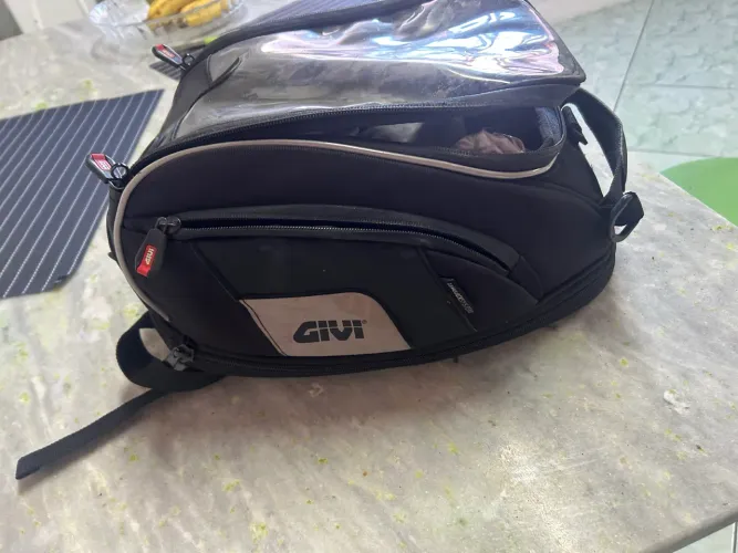 Bolsa GIVI DE TANQUE 