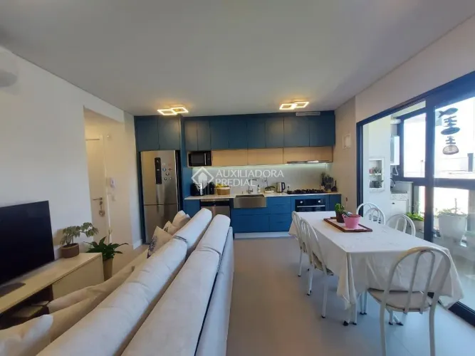 Apartamento planejado, com suite, sacada e acabamentos diferenciados