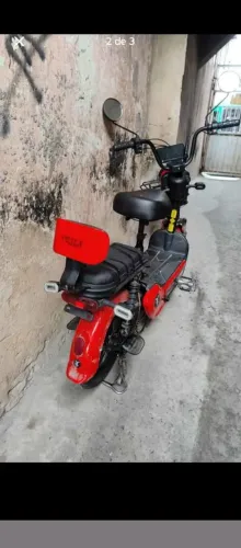 Bicicleta elétrica usada 