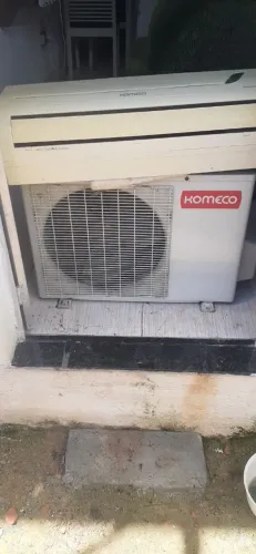 Vendo central de ar komeco 9 mil btus funcionando perfeitamente e ja higienizada