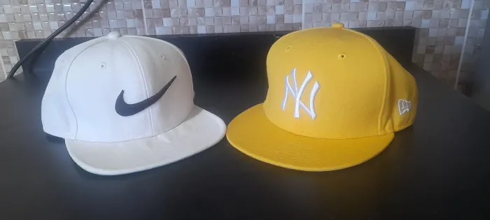 2 Bonés Originais, Nike e Yankees