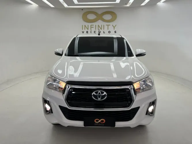 Toyota Hilux CD 4X4 2.8 Diesel Mec. 2020
