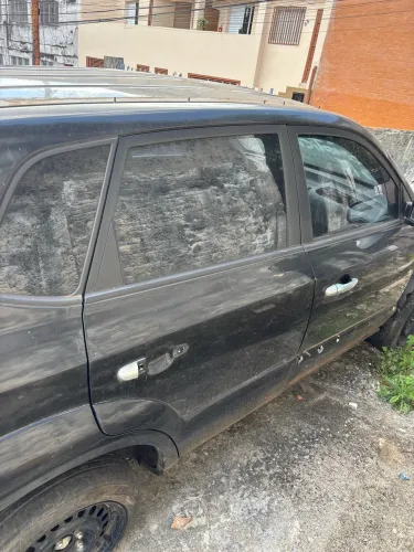 Porta direita traseira Tucson R$ 300