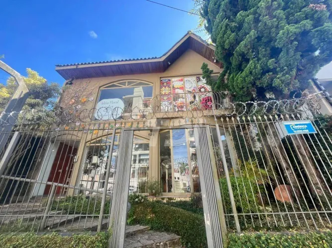 Casa à venda, 139 m² por R$ 860.000,00 - Mercês - Curitiba/PR