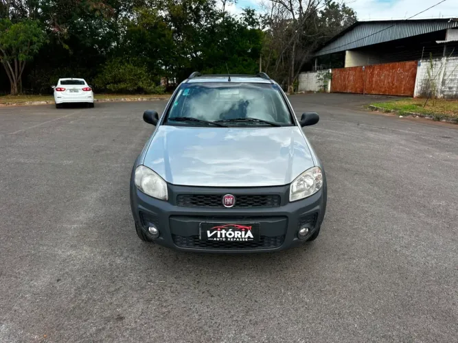 Fiat Strada Working Hard 1.4 Fire Flex 8V CD 2017