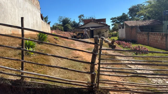 Lote de 250 m em Entre Rios de Minas MG - Oportunidade e facilidade de pagamento