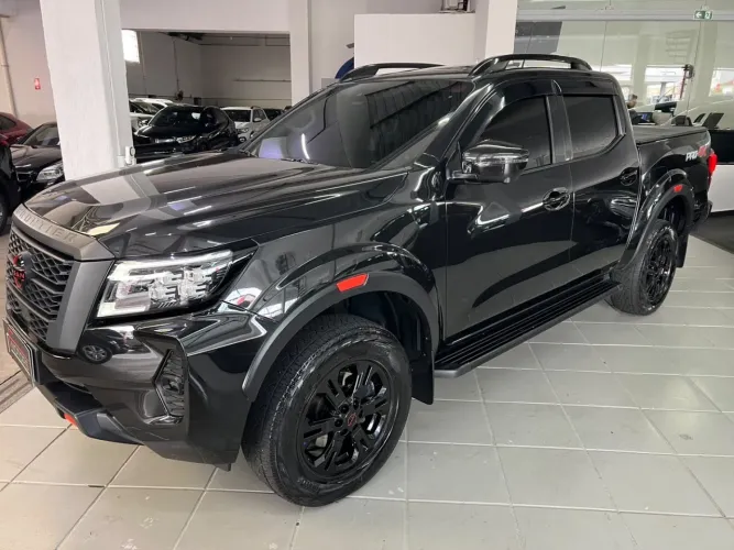Nissan Frontier Pro4x CD 4X4 2.3 Bi-TB Die. AUT 2024