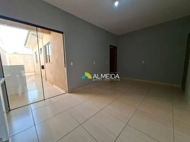 Casa com 2 dormitórios à venda por R$ 295.000,00 - Jardim Nova - Santa Gertrudes/SP