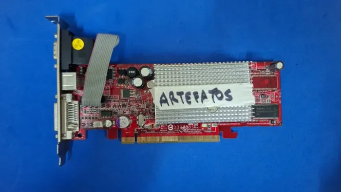 Placa de vídeo ATI 550X Defeito