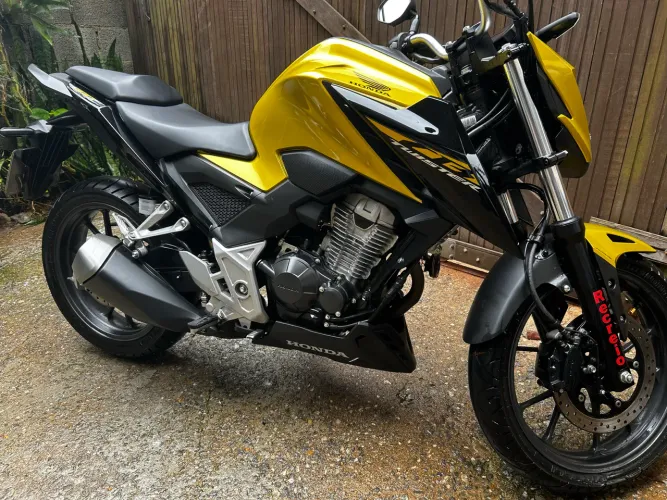 Cb 300f