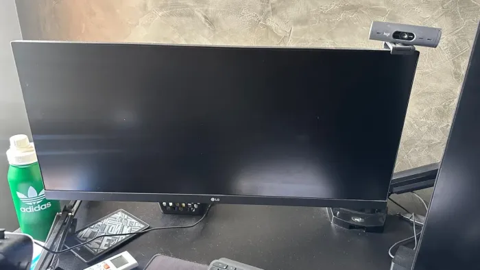 Monitor LG (2 unidades)