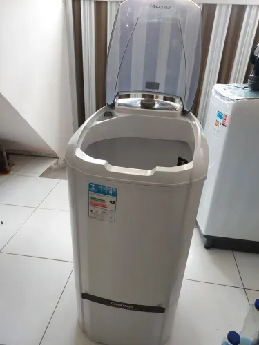 Vendo Tanquinho 15KG muito bom e conservado