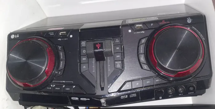 Mini System LG XBOOM CJ87 1800w